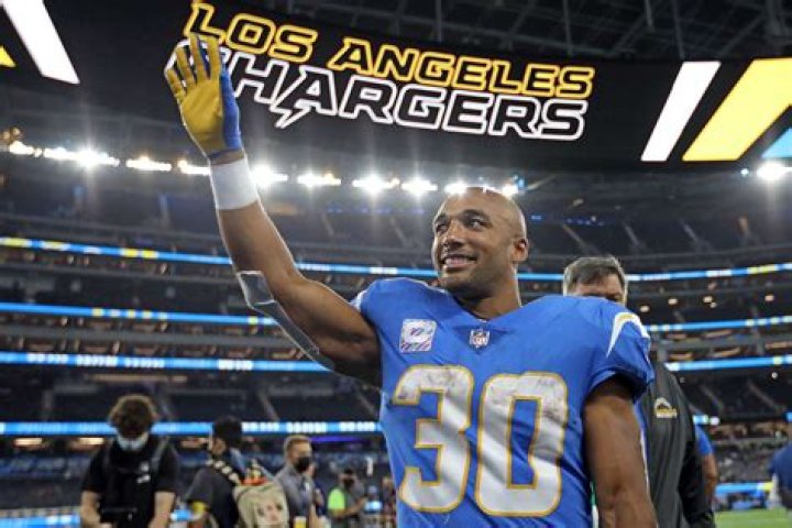 2023 Fantasy Football: Ja'Marr Chase Or Austin Ekeler?