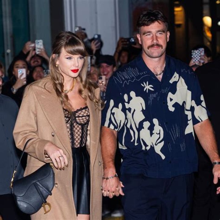Are Taylor Swift's Estranged Parents On The Verge Of A Reunion?